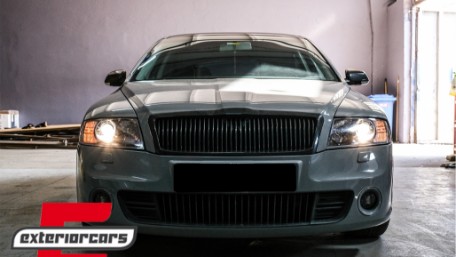 Prednja svjetla (crna) / Škoda Octavia II (2004-2008), LPSK15