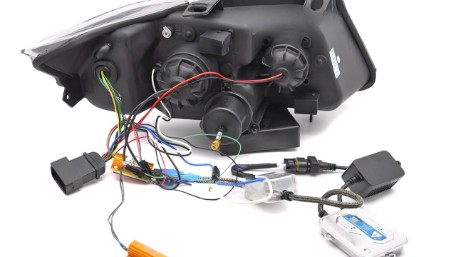 Prednja svjetla G20 LCI look Xenon (chrome) / BMW serije 3 E90 E91 LCI (2008-2011), LPBMP7