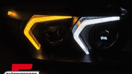 Prednja svjetla G20 LCI look Xenon (crna) / BMW serije 3 E90 E91 LCI (2008-2011), LPBMP6