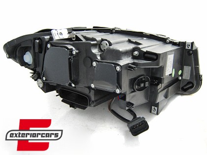 Prednja svjetla LED 3D Angel Eyes SEQ žmigavci Xenon (crna) / BMW serije 5 F10 F11 (2011-2013), LPBMM4