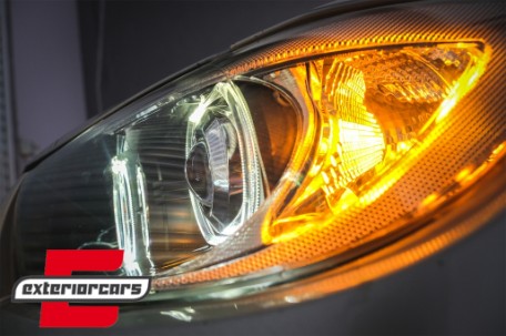 Prednja svjetla LED Angel Eyes (crna) / BMW serije 3 E90 limuzina E91 karavan (03.2005-2011), LPBME4