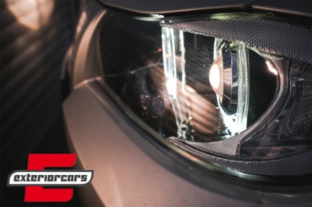 Prednja svjetla LED Angel Eyes (crna) / BMW serije 3 E90 limuzina E91 karavan (03.2005-2011), LPBME4