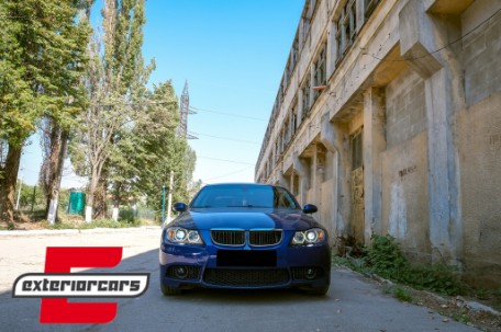 Prednja svjetla LED Angel Eyes (crna) / BMW serije 3 E90 limuzina E91 karavan (03.2005-2011), LPBME4