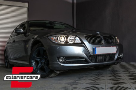 Prednja svjetla LED Angel Eyes (crna) / BMW serije 3 E90 limuzina E91 karavan (03.2005-2011), LPBME4