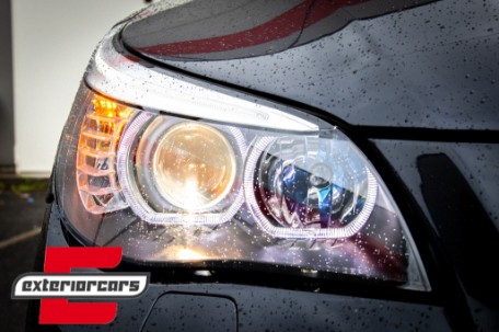 Prednja svjetla LED Angel Eyes LCI look (crna) / BMW serije 5 E60 E61 (2003-2007), LPBME3