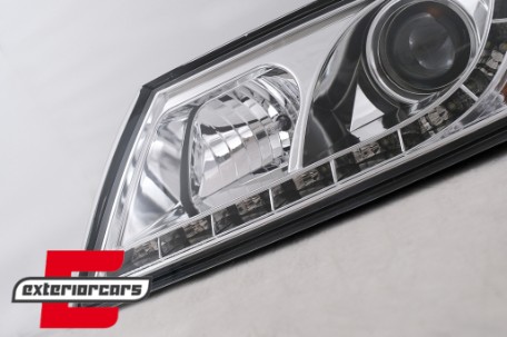 Prednja svjetla LED DayLight (chrome) / Škoda Octavia II (2004-2008), LPSK07