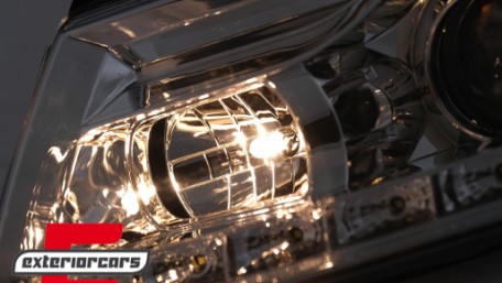 Prednja svjetla LED DayLight (chrome) / Volkswagen Passat B5 3B (11.1996-08.2000), LPVWE6