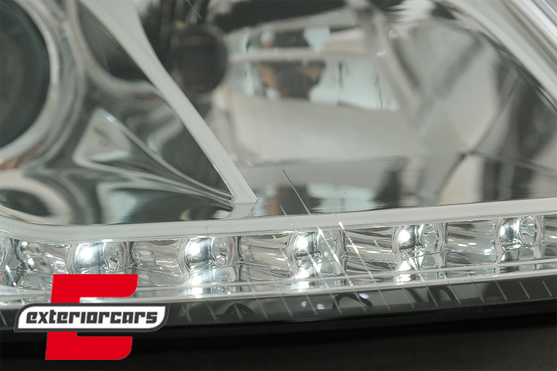 Prednja svjetla LED DayLight (chrome) / Volkswagen Passat B5 3BG (09.2000-03.2005), LPVW55