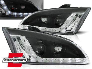 Prednja svjetla LED DayLight (crna) / Ford Focus II (2004-01.2008), LPFO19