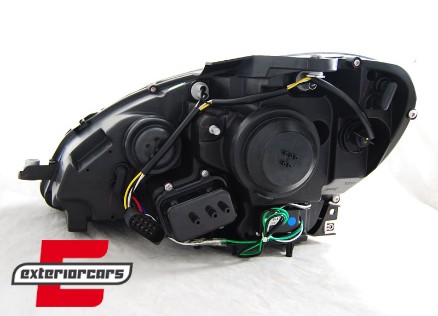 Prednja svjetla LED DayLight (crna) / Mercedes C klasa W204 S204 limuzina karavan (2007-2010), LPME95