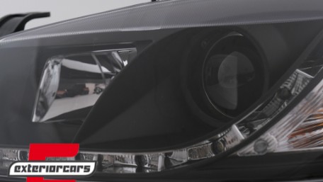 Prednja svjetla LED DayLight (crna) / Opel Astra G (1997-2004), LPOP40