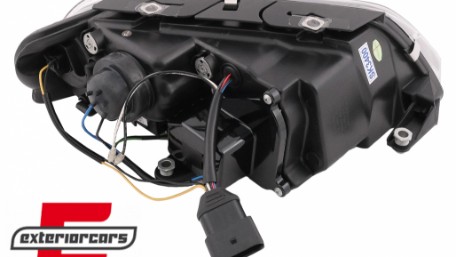 Prednja svjetla LED DayLight (crna) / Volkswagen Passat B5 3BG (09.2000-03.2005), LPVW82