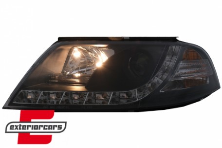 Prednja svjetla LED DayLight (crna) / Volkswagen Passat B5 3BG (09.2000-03.2005), LPVW82