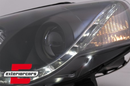 Prednja svjetla LED DayLight (crna) / Volkswagen Passat B6 3C (03.2005-2010), LPVWC2