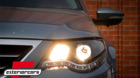 Prednja svjetla LED DayLight (crna) / VW Passat CC (2008-2012), LPVWJ5
