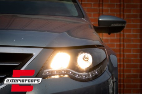 Prednja svjetla LED DayLight (crna) / VW Passat CC (2008-2012), LPVWJ5
