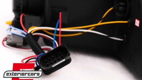 Prednja svjetla LED DayLights (crna) / Audi A4 B7 (2004-2008), LPAUE5