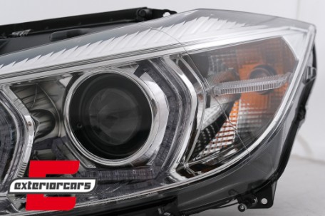 Prednja svjetla LED DRL Angel Eyes (chrome) BMW serije 3 F30 F31 LCI limuzina karavan (2015-2019), LPBMN1