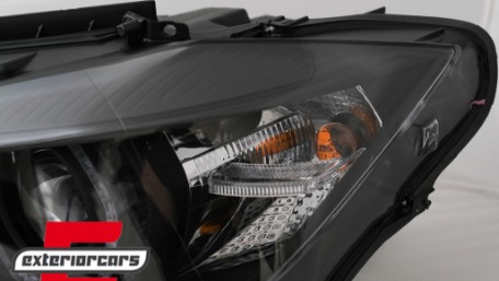 Prednja svjetla LED DRL Angel Eyes (crna) / BMW serije 3 F30 F31 LCI limuzina karavan (2015-2019), LPBMN2