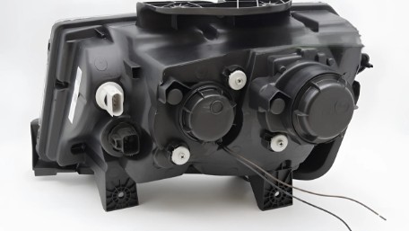 Prednja svjetla LED DRL (crna) / CHEVROLET CAMARO (2014-2015), LPCT21