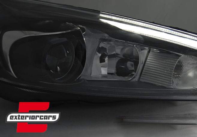 Prednja svjetla LED DRL (crna) / Ford Focus Mk3 Facelift (2014-2018), LPFO77