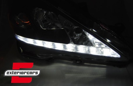 Prednja svjetla LED DRL (crna) / Lexus IS XE20 (2006-2013), LPLE04