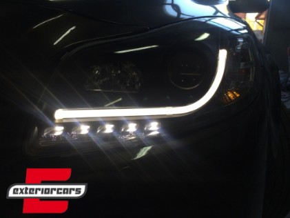Prednja svjetla LED DRL Facelift Xenon look (crna) / Opel Insignia (2008-2012), LPOP95