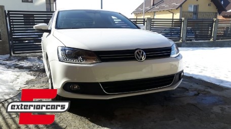 Prednja svjetla LED DRL GTI dizajn / VW Jetta Mk6 VI (2011-2018), LPVWZ9