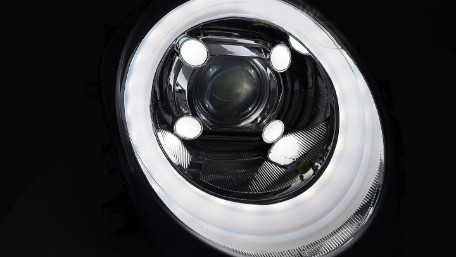 Prednja svjetla LED DRL (piano crna) / MINI COOPER F54 F55 F56 (2014-2017), LPMC25