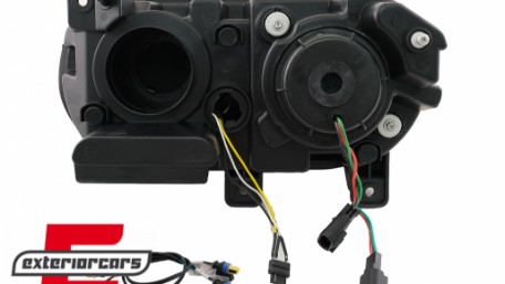 Prednja svjetla LED DRL SEQ žmigavci (crna) / Dodge Challenger (2008-2014), LPDO29