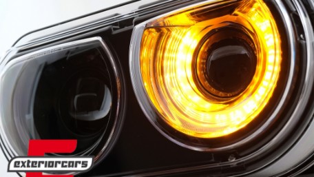 Prednja svjetla LED DRL SEQ žmigavci (crna) / Dodge Challenger (2008-2014), LPDO29