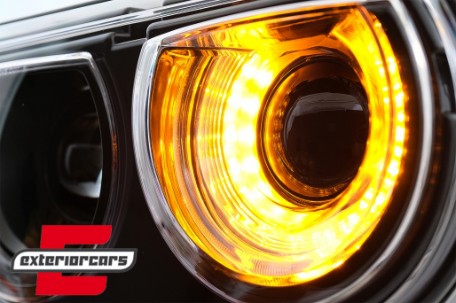Prednja svjetla LED DRL SEQ žmigavci (crna) / Dodge Challenger (2008-2014), LPDO29