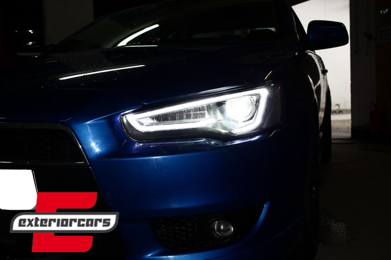 Prednja svjetla LED DRL SEQ žmigavci (crna) / Mitsubishi Lancer 8 (2007-2017), LPMI22