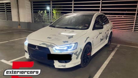 Prednja svjetla LED DRL SEQ žmigavci (crna) / Mitsubishi Lancer 8 (2007-2017), LPMI22