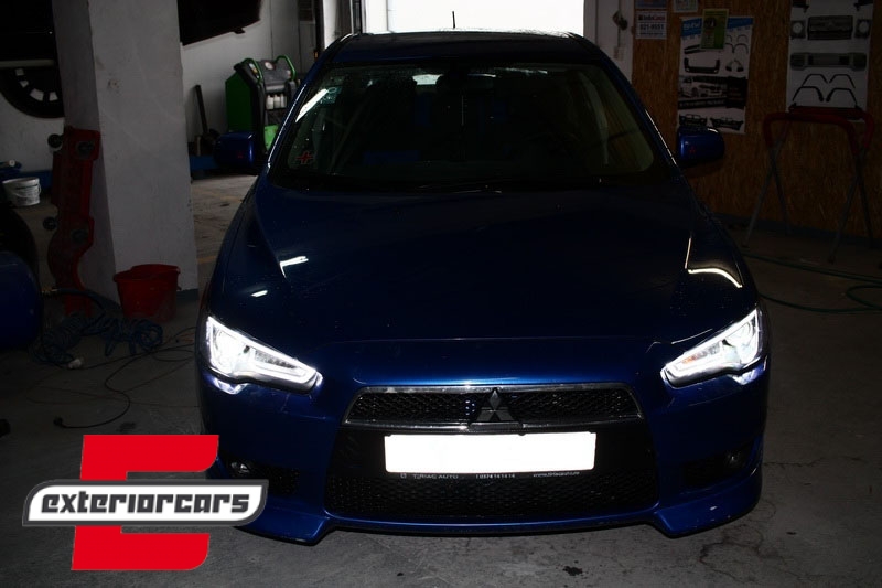 Prednja svjetla LED DRL SEQ žmigavci (crna) / Mitsubishi Lancer 8 (2007-2017), LPMI22