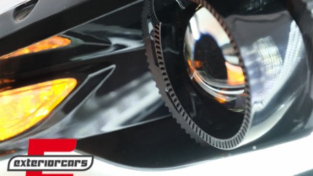 Prednja svjetla LED DRL SEQ žmigavci Facelift 2016 look (crna) / Chevrolet Camaro Mk5 Facelift (2013-2015), LPCT15
