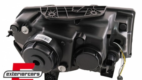 Prednja svjetla LED DRL SEQ žmigavci Facelift 2016 look (crna) / Chevrolet Camaro Mk5 Facelift (2013-2015), LPCT15