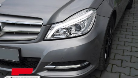 Prednja svjetla LED DRL SEQ žmigavci W205 look (chrome) / Mercedes C-klasa W204 
S204 C204 Facelift (2011-2014), LPMEF2