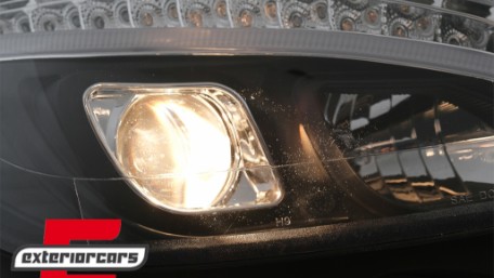 Prednja svjetla LED DRL SEQ žmigavci W205 look (crna) / Mercedes C klasa W204 S204 limuzina karavan (2007-2010), LPMEC4