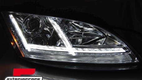 Prednja svjetla LED DRL SEQ žmigavci Xenon (chrome) / Audi TT 8J (2006-2010), LPAUE9