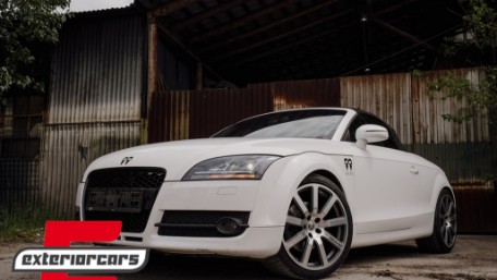 Prednja svjetla LED DRL SEQ žmigavci Xenon (crna) / Audi TT 8J (2006-2010), LPAUE3