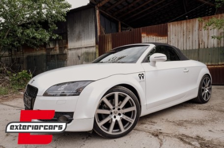 Prednja svjetla LED DRL SEQ žmigavci Xenon (crna) / Audi TT 8J (2006-2010), LPAUE3