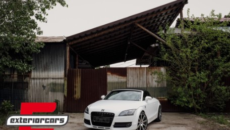 Prednja svjetla LED DRL SEQ žmigavci Xenon (crna) / Audi TT 8J (2006-2010), LPAUE3