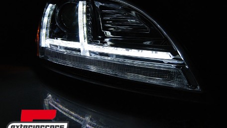 Prednja svjetla LED DRL SEQ žmigavci Xenon (crna) / Audi TT 8J (2006-2010), LPAUF0