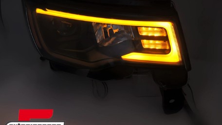 Prednja svjetla LED DRL TubeLight dizajn (crna) / Jeep Grand Cherokee (2016-2021), LPCH44