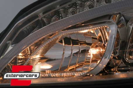 Prednja svjetla LED DRL W205 look (chrome) / Mercedes C klasa W204 S204 limuzina karavan (2007-2010), LPMEB4