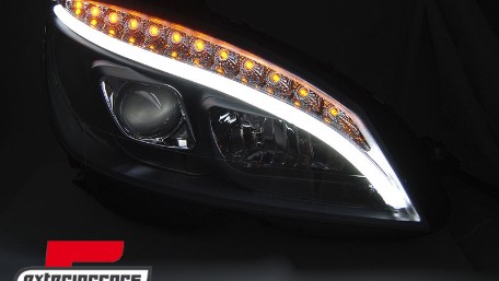 Prednja svjetla LED DRL W205 look (crna) / Mercedes C klasa W204 S204 limuzina karavan (2007-2010), LPMEB5