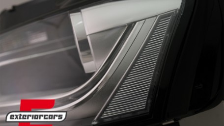Prednja svjetla LED DRL Xenon look (crna) / Audi A4 B8.5 Facelift (2012-2015), LPAUE6