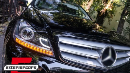 Prednja svjetla LED DRL Xenon look (crna) / Mercedes C-klasa W204 S204 C204 Facelift (2011-2014), LPME87