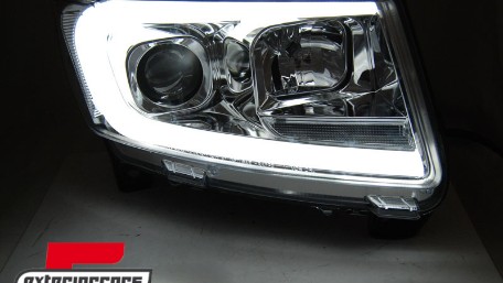 Prednja svjetla LED SEQ žmigavci (chrome) / JEEP Grand Cherokee WK2 (2011-2013), LPCH31